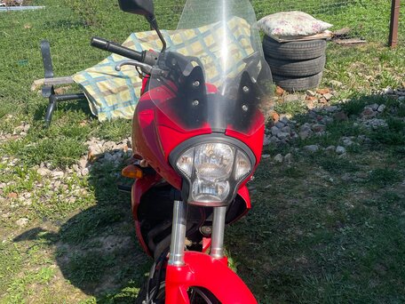 2008 Kawasaki Versys 650, красный, 340000 рублей, вид 2