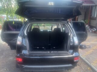 2010 Mitsubishi Outlander II Рестайлинг, чёрный, 1050000 рублей, вид 5
