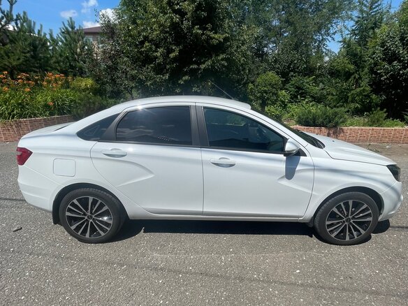 2017 Lada (ВАЗ) Vesta I, белый, 815000 рублей - вид 3