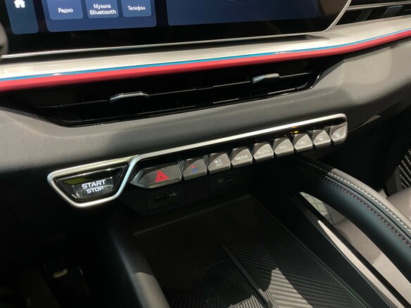 2023 Geely Coolray I Рестайлинг, синий, 1990000 рублей - вид 17
