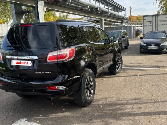 2013 Chevrolet TrailBlazer II, чёрный, 1650000 рублей - вид 3