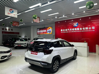 2022 Toyota Yaris L X XP150 Рестайлинг, белый, 1214003 рублей, вид 5
