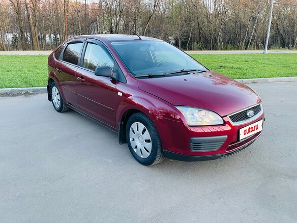 2006 Ford Focus II, красный, 680000 рублей - вид 4