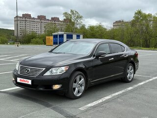 2010 Lexus LS 460 IV Рестайлинг, чёрный, 1800000 рублей, вид 1