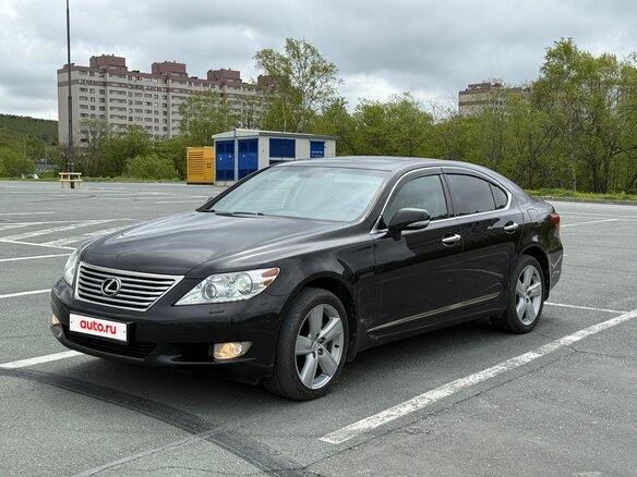 2010 Lexus LS 460 IV Рестайлинг, чёрный, 1750000 рублей