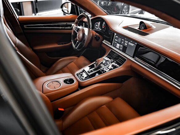 2018 Porsche Panamera Turbo II, чёрный - вид 24