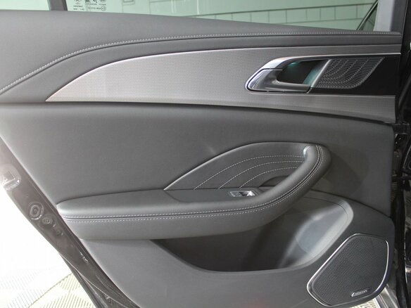 2024 Hongqi H5 II, чёрный, 2870000 рублей - вид 20