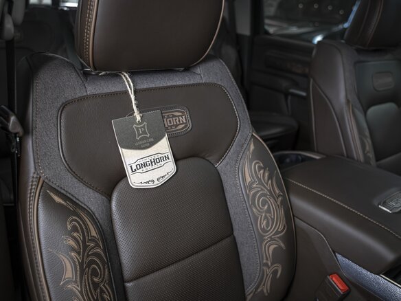 2026 Ram 1500 Crew Cab V Рестайлинг, синий, 9590000 рублей - вид 24
