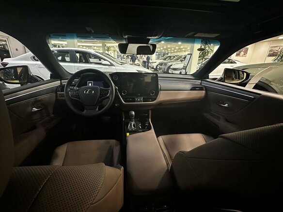 2025 Lexus ES 200 VII Рестайлинг 2, серый, 6099000 рублей - вид 6