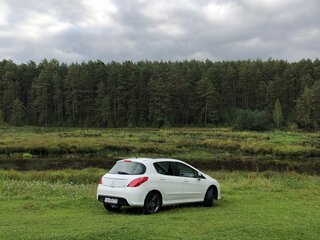 2012 Peugeot 308 I Рестайлинг, белый, 377000 рублей, вид 2
