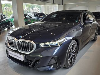 2023 BMW 5 серии 530i xDrive VIII (G60/G61/G68), синий, 6748000 рублей, вид 1