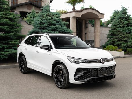 2026 Volkswagen Tiguan III, белый, 4604000 рублей, вид 2