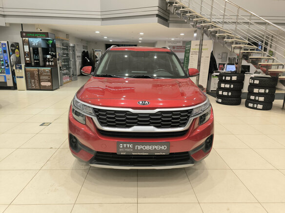 2020 Kia Seltos I, красный - вид 1