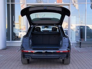 2025 Audi Q5 L 45 TFSI II (FY) Рестайлинг, чёрный, 6449900 рублей, вид 5