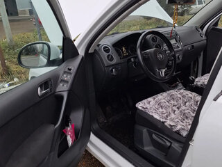 2015 Volkswagen Tiguan I Рестайлинг, белый, 1380000 рублей, вид 2