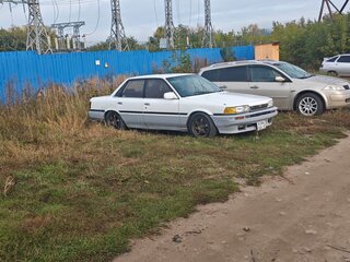 1986 Toyota Vista II (V20), белый, 250000 рублей, вид 5