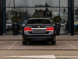 2013 Chevrolet Cruze I Рестайлинг, чёрный, 875000 рублей, вид 5