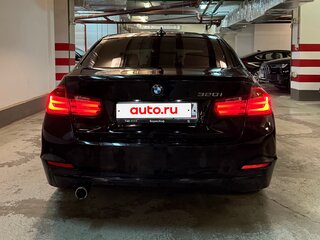 2013 BMW 3 серии 320i VI (F3x), чёрный, 1800000 рублей, вид 4