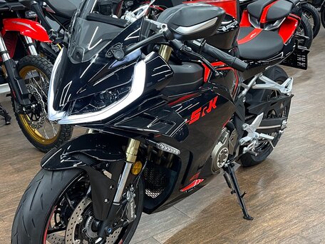 2026 QJMotor SRK 421 RR, чёрный, 629000 рублей, вид 2