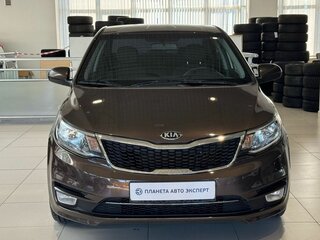 2015 Kia Rio III Рестайлинг, коричневый, 1199000 рублей, вид 2
