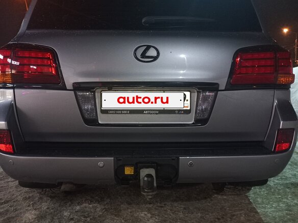 2008 Lexus LX 570 III, серый, 3800000 рублей - вид 6