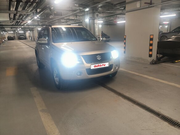 2011 Suzuki Grand Vitara II Рестайлинг, бежевый