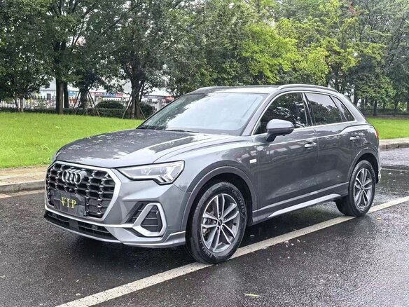 2022 Audi Q3 35 TFSI II (F3), серый, 2560000 рублей - вид 1