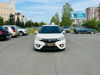 2017 Honda Fit III Рестайлинг, белый, 1179000 рублей, вид 3