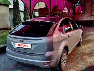 2010 Ford Focus II Рестайлинг, серебристый, 640000 рублей, вид 5
