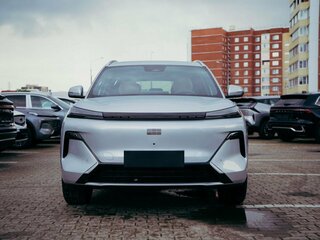 2026 Geely EX5 Гибрид EM-i, серебристый, 3974990 рублей, вид 1