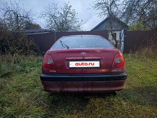 1999 Toyota Avensis I, красный, 330000 рублей, вид 4