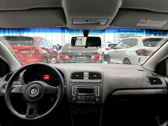 2014 Volkswagen Polo V, белый - вид 13