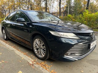 2018 Toyota Camry VIII (XV70), синий, 2700000 рублей, вид 3