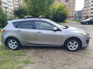 2011 Mazda 3 II (BL) Рестайлинг, серебристый, 600000 рублей, вид 2