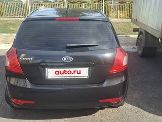 2011 Kia Ceed I Рестайлинг, чёрный, 700000 рублей, вид 2