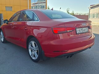 2018 Audi A3 III (8V) Рестайлинг, красный, 1850000 рублей, вид 3