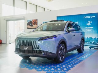 2026 Omoda C7, зелёный, 3464010 рублей, вид 2
