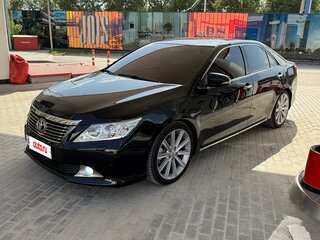 2012 Toyota Camry VII (XV50), чёрный, 2200000 рублей, вид 2