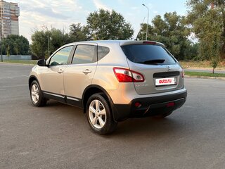 2013 Nissan Qashqai I Рестайлинг, серебристый, 1010000 рублей, вид 3