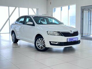 2019 Skoda Rapid I Рестайлинг, белый, 1450000 рублей, вид 3