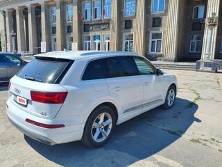 2016 Audi Q7 II (4M), белый, 4350000 рублей, вид 5
