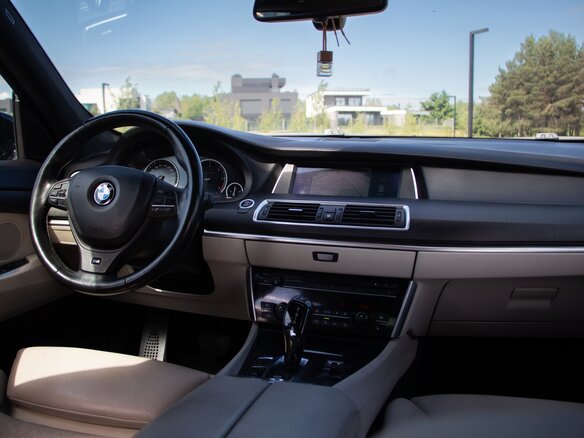 2011 BMW 5 серии Gran Turismo 535d xDrive VI (F10/F11/F07), синий, 1600000 рублей - вид 10