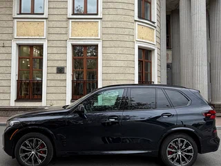 2024 BMW X5 40i IV (G05/G18) Рестайлинг, синий, 12500000 рублей, вид 5