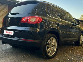2011 Volkswagen Tiguan I, чёрный, 1100000 рублей, вид 4