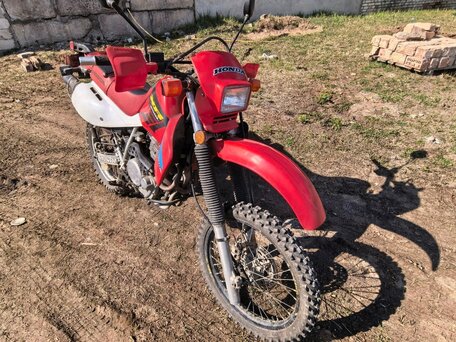 2001 Honda XR 650L, красный, 430000 рублей, вид 1