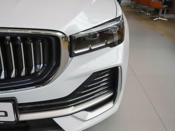 2026 Geely Monjaro I Рестайлинг, белый - вид 6
