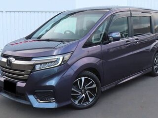 2021 Honda Stepwgn Spada V Рестайлинг, серебристый, 2035000 рублей, вид 3