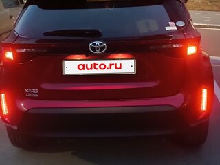 2020 Toyota Yaris Cross I, пурпурный, 1900000 рублей, вид 5