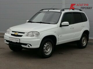 2013 Chevrolet Niva I Рестайлинг, белый, 495000 рублей, вид 3