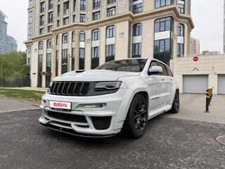 2014 Jeep Grand Cherokee SRT IV (WK2) Рестайлинг, белый, 4999000 рублей, вид 2
